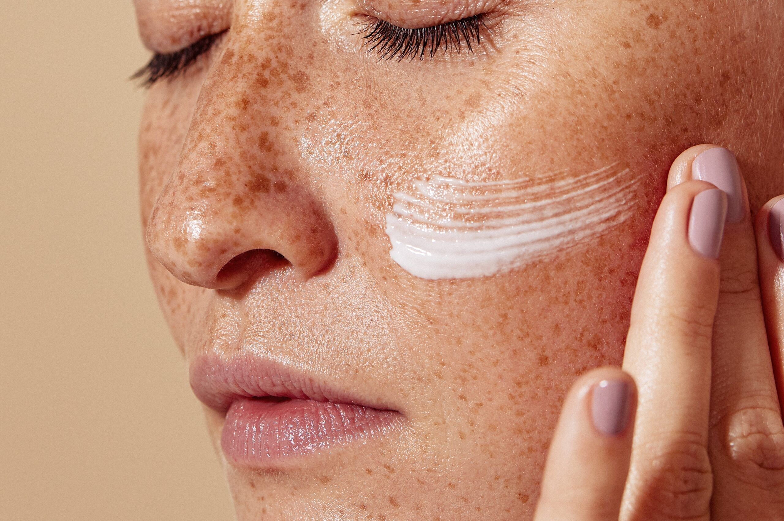 The Correct Way to Use Retinol/Tretinoin For Aging Skin